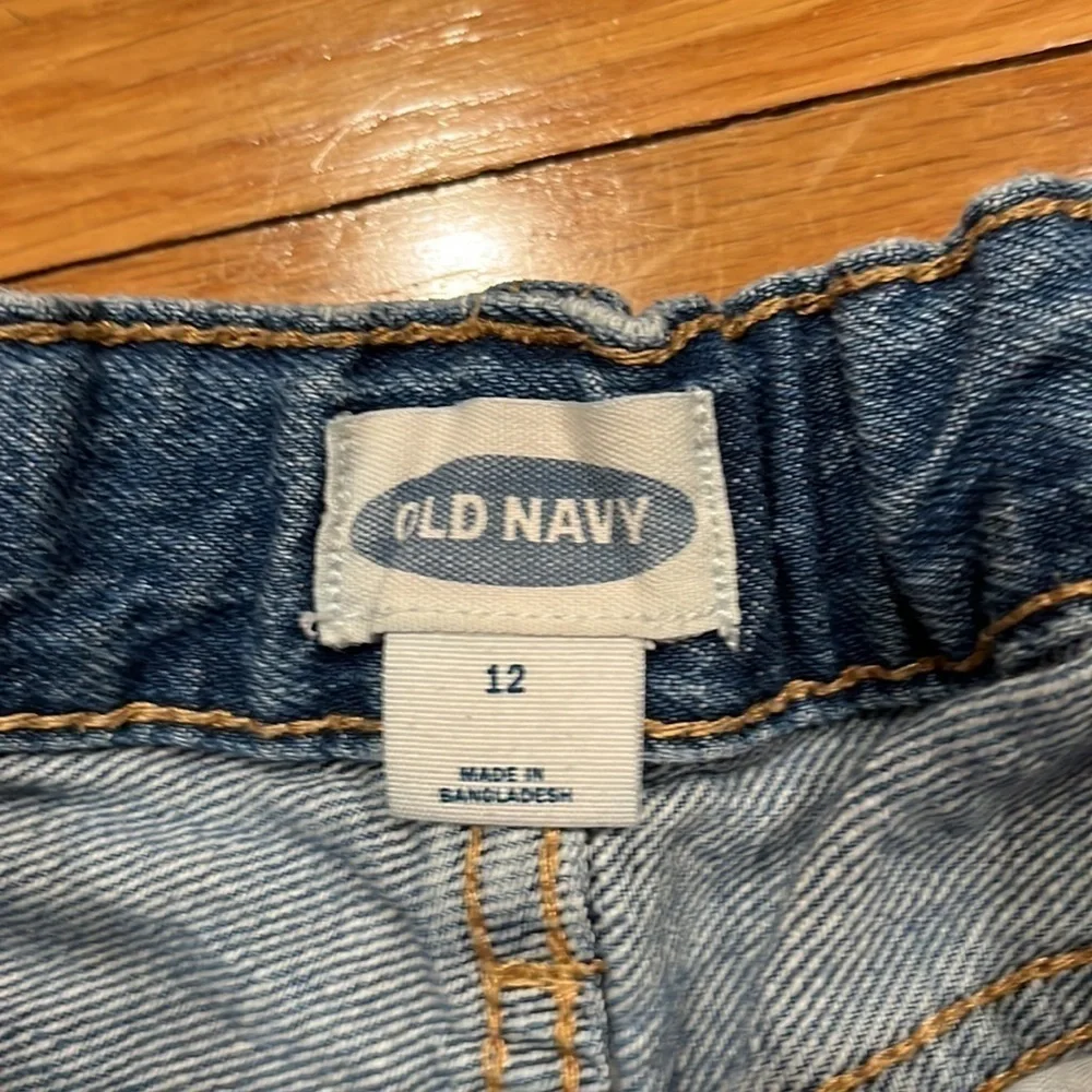 Old Navy Distressed Shorts Sz 12